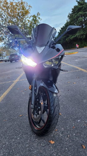 Yamaha R3 2019 Negra