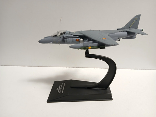 Aviones De Combate Colección Salvat Avion A Escala 1:100 Av-8b Harrier Ii Armada Española