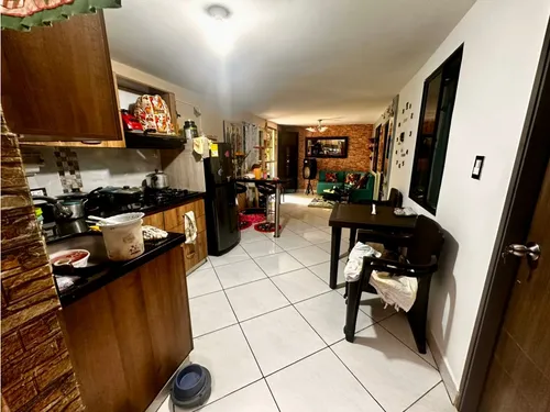 Vendo Apartemento En Barrio Nuevo-bello-primer Piso-2baños-3alc
