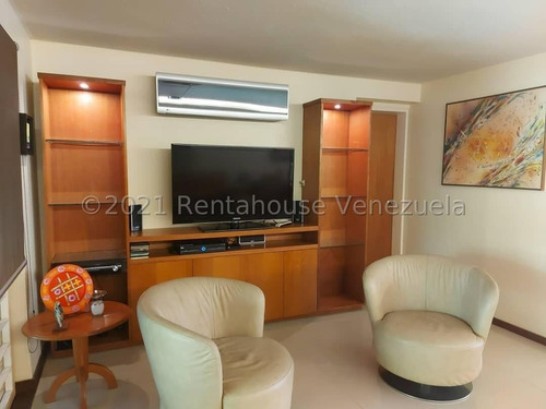 Imagen 8 de 30 de En Exclusivo Conjunto Muy Cerca De Farmatodo El Hatillo, Con Bellas Áreas Sociales, Jardín Privado, Hermosos Towhouse