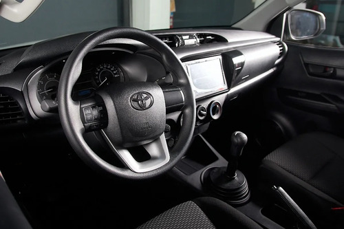 Imagen 22 de 25 de Toyota Hilux Dx 2.4tdi 150cv 4x4 Mt 0km Entrega Inmediata