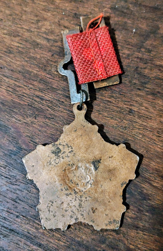 Medalla Militar China Para Identificar (Usado)