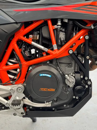 Ktm 690 Smc R Escape Akrapovic