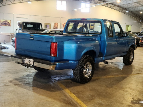 Ford F150 4x4 Cab 1/2 V8 351w. No Bronco