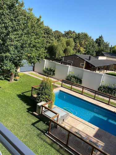 Imagen 12 de 17 de Chalet -parque Leloir-ituzaingo Norte!