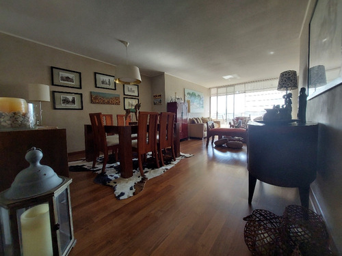 Gran Departamento Con Vista Asegurada. Espacioso Y Tranquilo