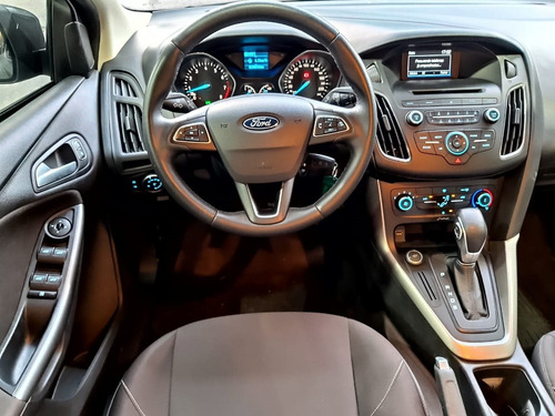 Ford Focus 2.0 Se Fastback 16v Flex 4p Powershift