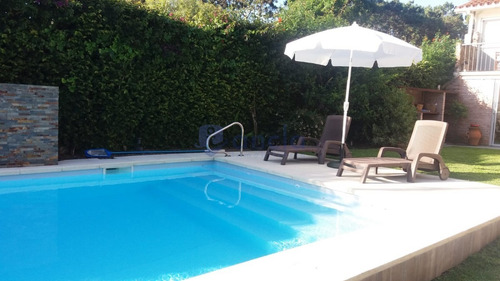 Casa En Venta - Playa Mansa- Ref: 1167