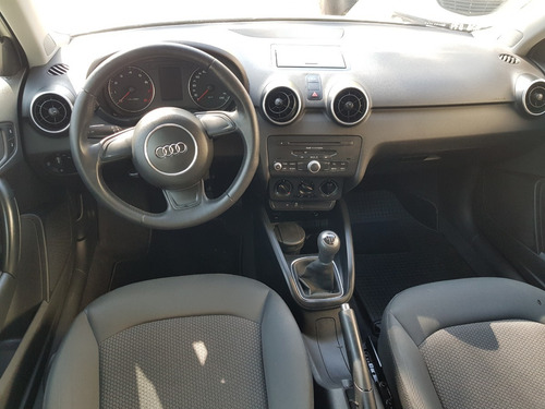 Imagen 8 de 10 de Audi A1 Attraction 1.2t 2012 / Nafta / Mendoza
