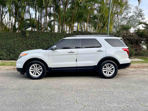 Imagen 3 de 11 de Ford Explorer Limited 4x4