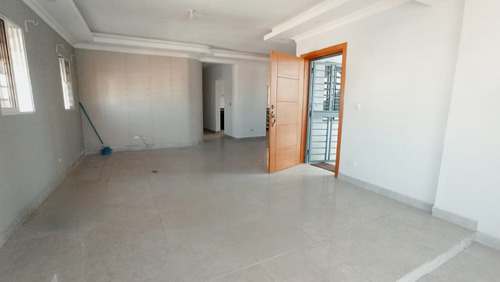 Alquiler De Apartamento En Prado Oriental Hab. De Servicio