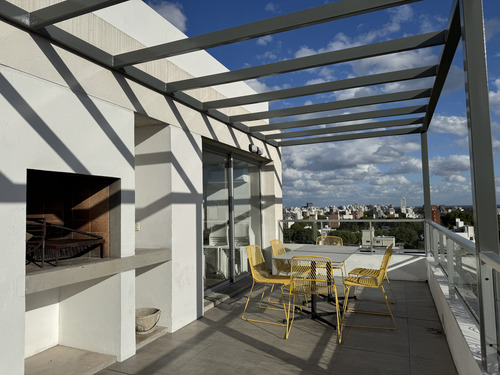 Alquiler De Apartamento De 1 Dormitorio, Balcón, Parque Rodó