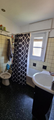 Imagen 20 de 30 de Vicente Lopez - Florida Mitre/este - Venta Ph Planta Alta Al Frente- 2 Dormitorios, 2 Baños, Play