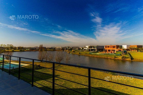 Imagen 29 de 30 de Casa En Venta En Barrio El Canton - Maroto Propiedades