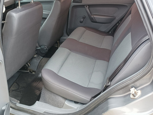 Imagen 10 de 15 de Volkswagen Gol 1.4 Power Plus