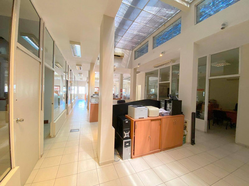 Venta Local Industrial La Teja - Inclusa