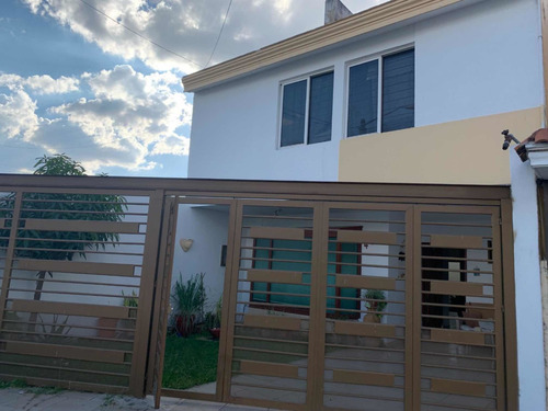 Imagen 2 de 14 de Casa En Venta Paseos Universidad