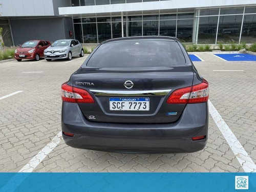 Nissan Sentra Advance Manual 1.8 2015