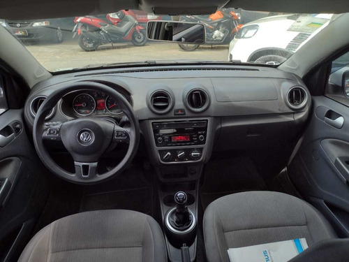 Volkswagen Voyage 2014 1.0 Trend Tec Total Flex 4p