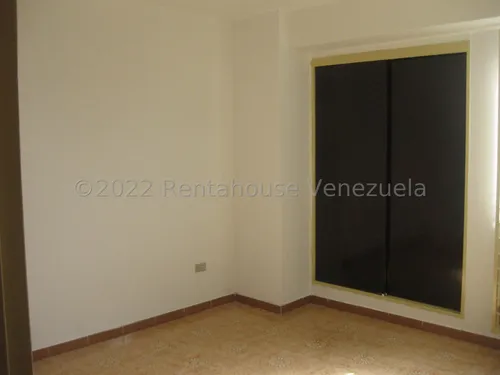 Apartamento En Venta La Urbina