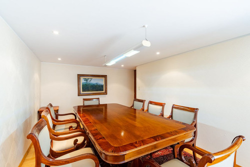 Casa Con Uso De Suelo Para Oficina En Venta , Pedregal