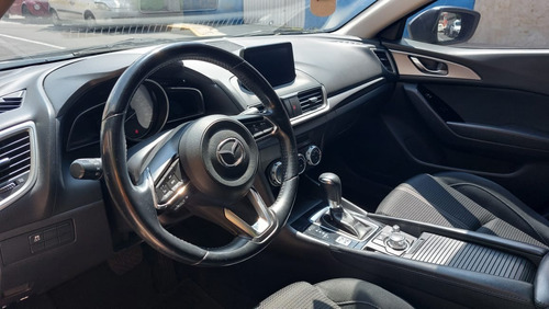 Imagen 4 de 11 de Mazda 3 2018