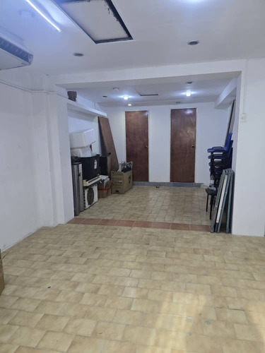 Sabana Grande Muy Cerca Del Boulevard, Oficina En Alquiler De 50m2
