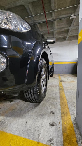 Toyota Hilux SW4 3.0 Srv 7l 4x4 Aut. 5p