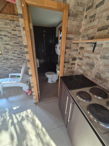 Casa En Venta, Seminueva De 4 Dorm. A 10min De L.a.