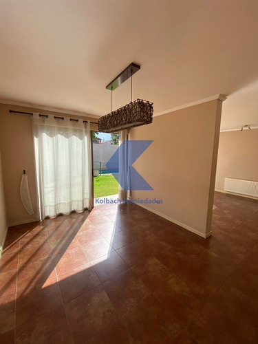 Casa En Arriendo 5 Dorm. 4 Baños, Piscina En Peñalolén