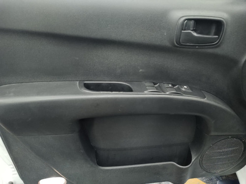 Imagen 11 de 12 de Mitsubishi L200