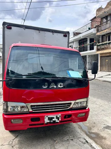 Tipo Furgon ,capacidad 4.5 Toneladas