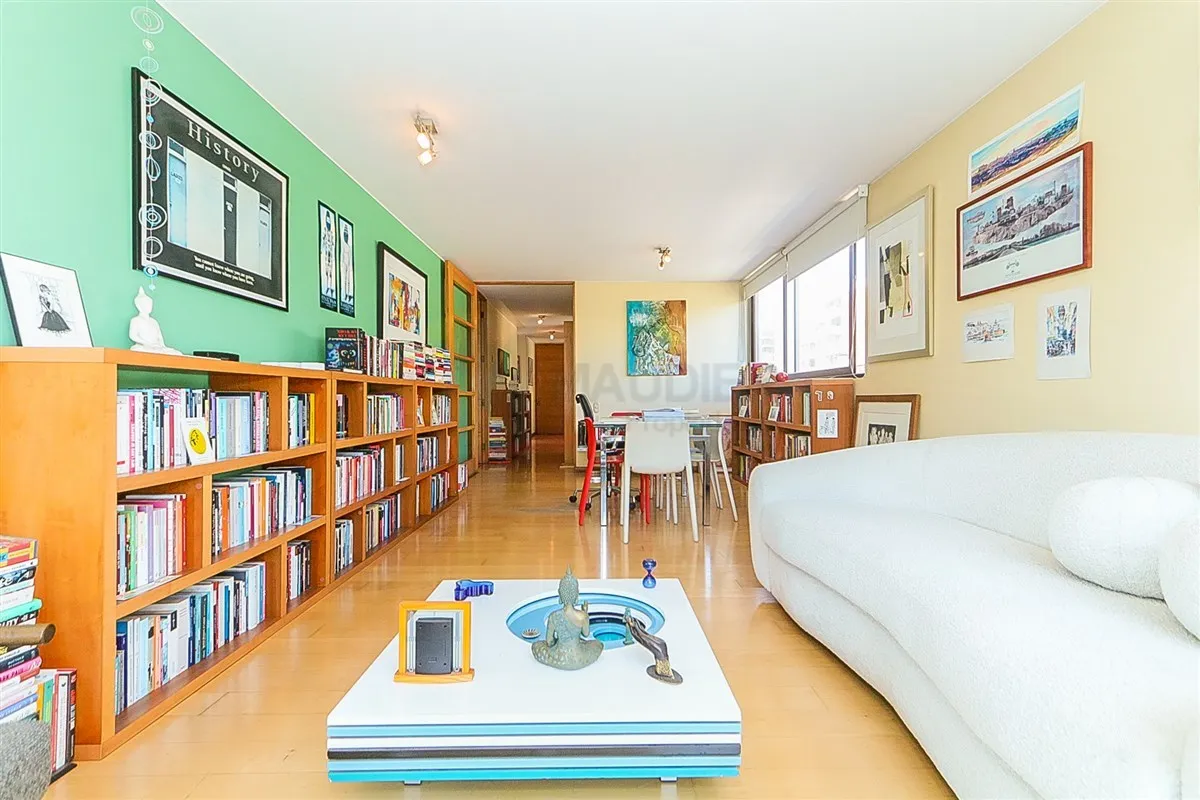 Imagen 2 de 30 de Departamento En Venta De 4 Dorm. En Providencia