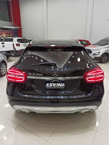 Imagen 4 de 15 de Mercedes-benz Clase Gla 2015 1.6 Gla200 At Urban 156cv