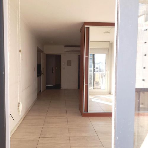 Alquiler Monoambiente En Monserrat. Apto Profesional