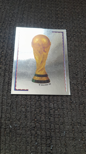 Linda Figurinha Taça Da Copa Do Mundo 2002 Nova Original Taça Copa Do Mundo 2002