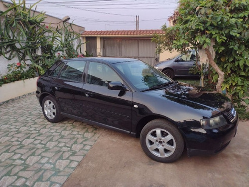Imagem 4 de 9 de Audi A3 1.8 Aspirada Manual Ano 2001