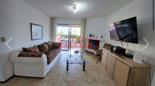 Imagen 2 de 25 de Venta De Apartamento 3 Dormitorios En Playa Mansa, Punta Del Este