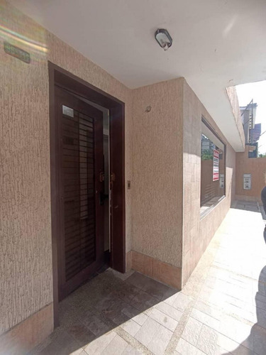 Imagen 3 de 12 de Local Comercial 240 Mts Urb. San Jose De Tarbes El Lugar Ideal Para Tu Negocio