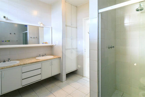 Imagem 30 de 30 de Casa No Alto Da Boa Vista Com 720 M² De Terreno, Piscina E Jardim! - Reo564566