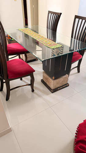 Mesa Com 4 Cadeiras