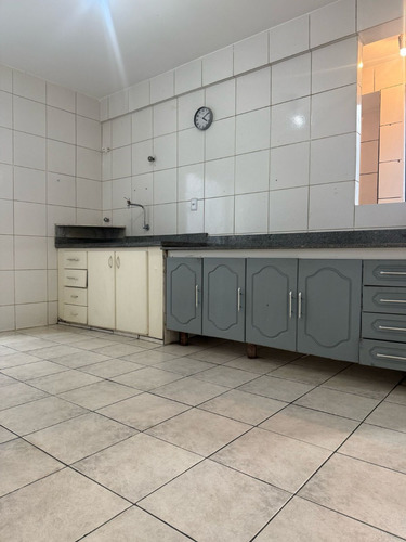 Apartamento No Setor Sudoeste - 3 Quartos Com 1 Vaga De Garagem - Goiânia / Goiás