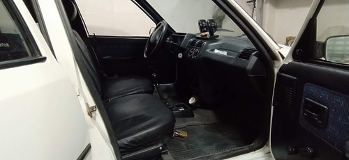 Peugeot 205 1.8 Gld Junior