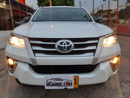 Toyota Fortuner 2.7 Md 2018 At 4x2 Gasolina