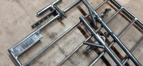 Imagen 9 de 10 de Parrilla Portátil Fogon Pinche Asador Libro Medium - Brasas®