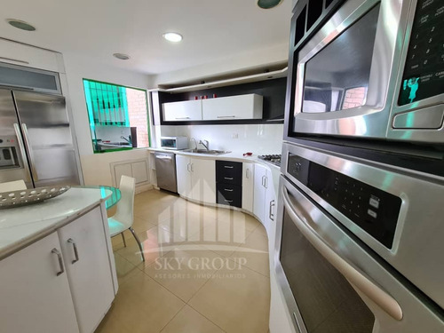 Imagen 2 de 16 de Negociable! Moderno Apartamento En Las Chimeneas, Residencia Holiday Palace Ii. 04149402096