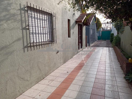Casa En Ph 3 Ambientes En Venta - Barrio Bosque Grande, Con Garaje Y Apto Crédito