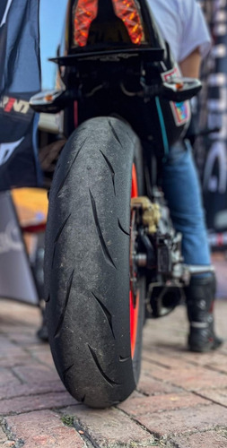 Llanta Deli Tire Sport 130/70-17 62s Slash Uso Sin Cámara