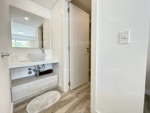 Venta Apartamento 3 Dormitorios. Playa Brava, Punta Del Este