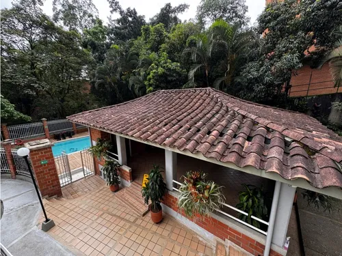 Vendo Apartamento En Poblado, La Frontera